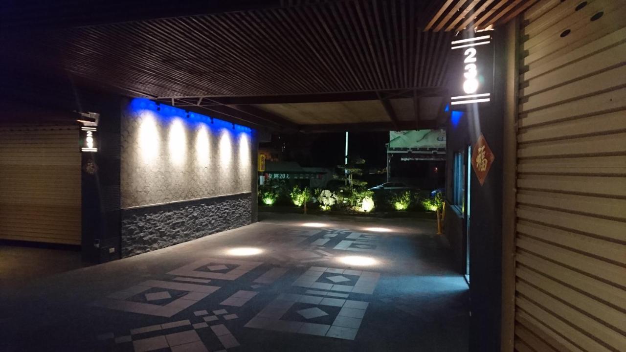 Venice Motel Taichung Bagian luar foto