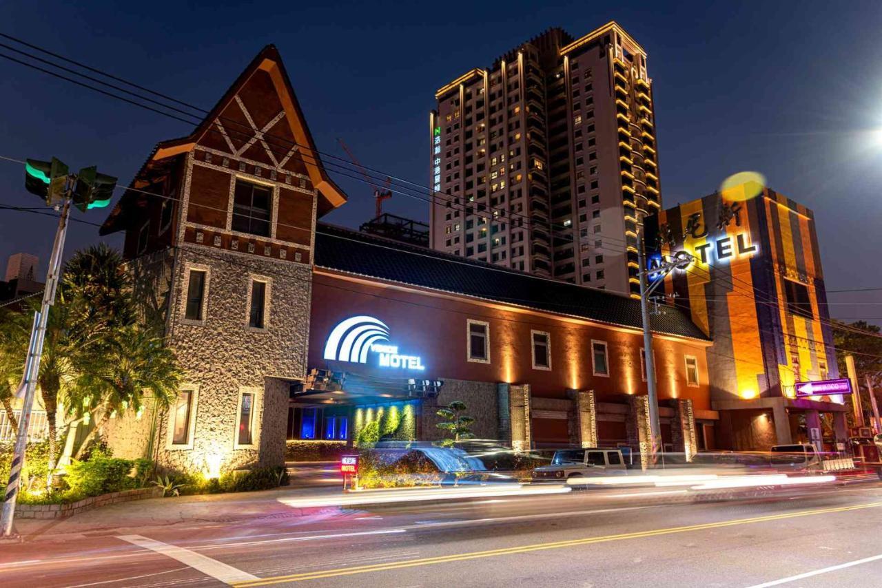 Venice Motel Taichung Bagian luar foto